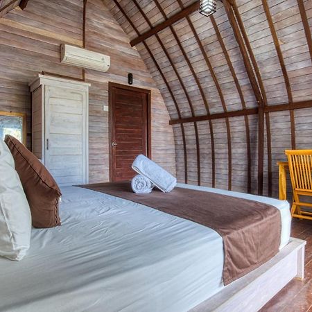 Megaland Bungalow Batununggul Zewnętrze zdjęcie