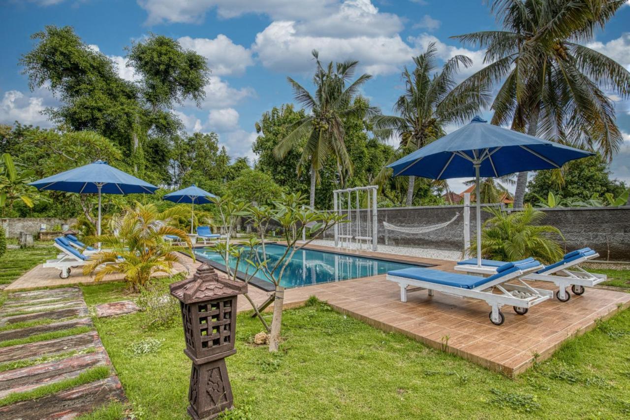 Megaland Bungalow Batununggul Zewnętrze zdjęcie